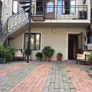 https://house-omari.batumihotels.net